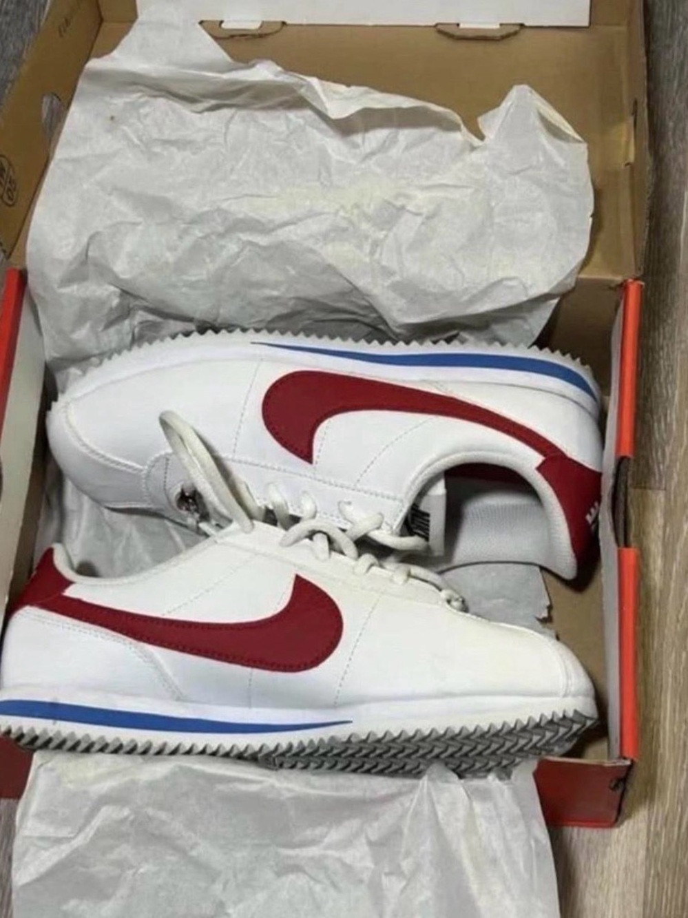 Nike basic forest Gump Cortez sneakers gently used with original box